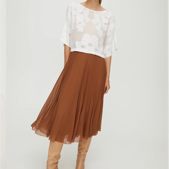 Aritzia Blayze T-Shirt Blouse - Black, XS - Picture 4 of 7